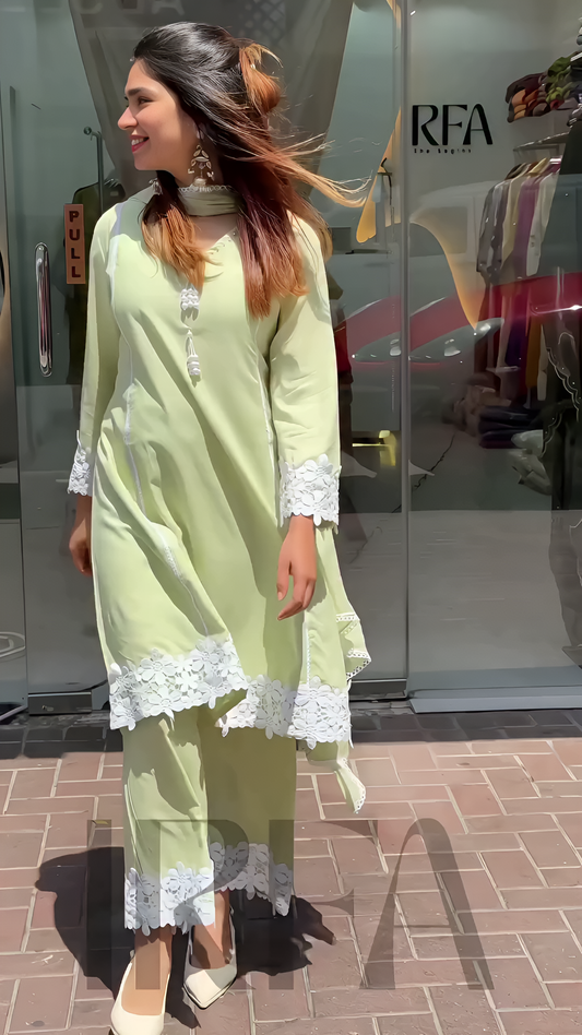 Saiyyara pure georgette farshi salwar suit.