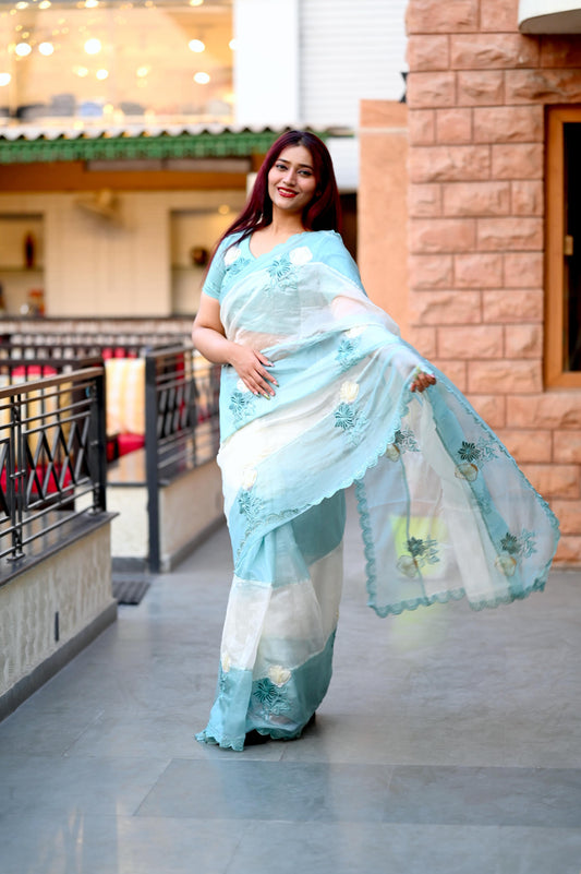 Launch Simple yet elegant, Make every moment special with our exclusive patry. Dazzy