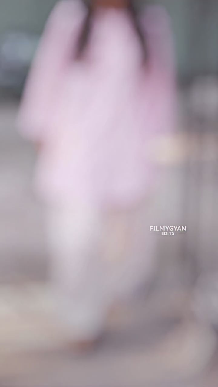 Sonam Bajwa Spooted Cotton Salwar Set.