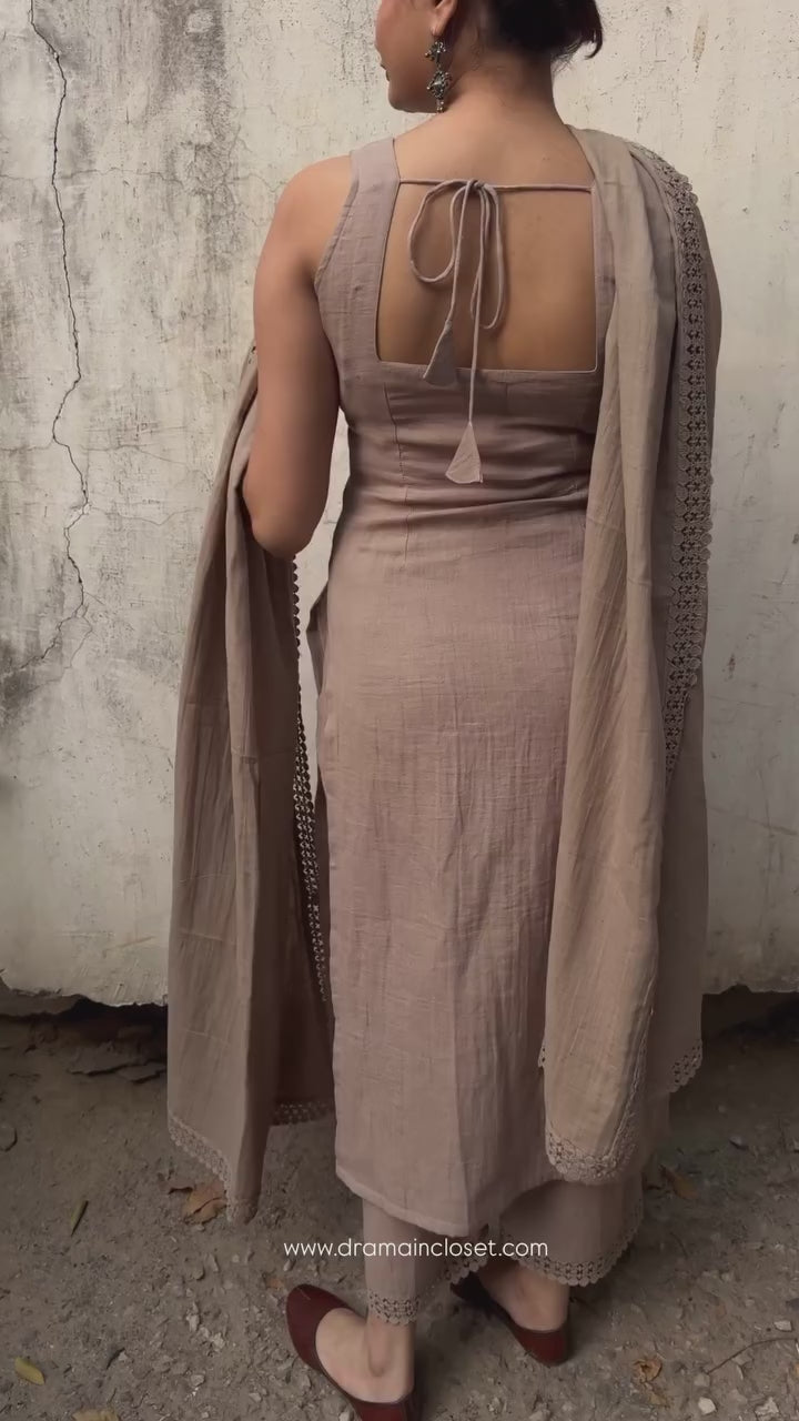 Pari Elegant Beige Lace-Detail Kurta Set